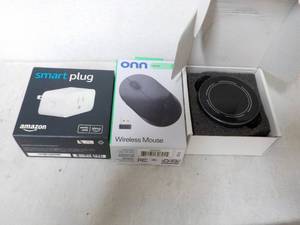 Smart Plug, Wireless Mouse and Rota...
