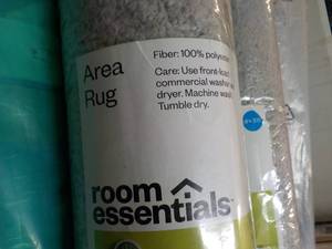 Room Essentials 4 ft x 5 ft 6 Area...