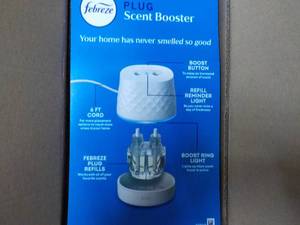 Febreze Plug Scent Booster with Ref...