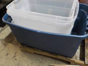 6 Totes - no covers...