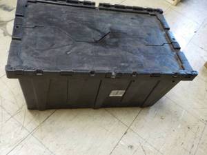 Self Locking Tote...