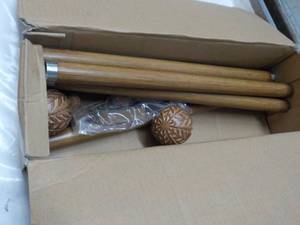Leaf Spherical Curtain Rod...