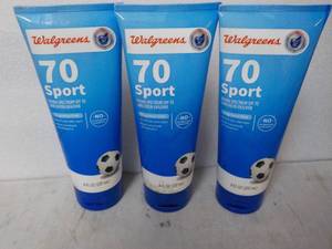 3 Sunscreen 70 Sport...