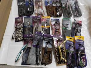 20 pair Reading Glasses - variety o...