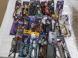 20 pair Reading Glasses - variety o...