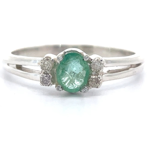 Natural Emerald & Natural Diamond Split Shank Ring VIDEO