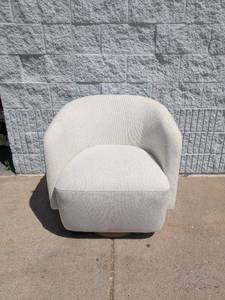 NEW HENREDON BOUCLE SWIVEL CHAIR WITH WOODEN PEDESTAL
