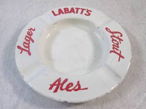 (CNTR) Vintage Labatts Beer Advert...