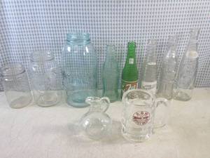 (A-2) Vintage A&W Glass Mug, Soda B...