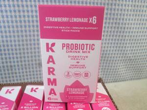 (B-1) 6 Boxes of Strawberry Lemonad...