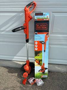 Black & Decker Corded String Trimmer & Edger With Spool Kits