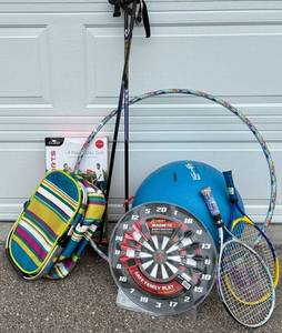 Crane Disc Golf Set, Rossignol Poles, Tennis Racquets & Sports Gear Mixed Lot