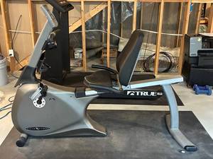 Vision Fitness R2000 Recumbent Exercise Bike