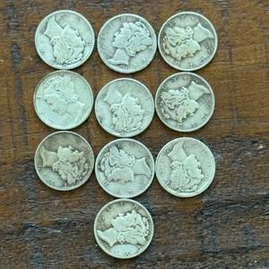 (10) Group of Ten Mercury Silver Dimes