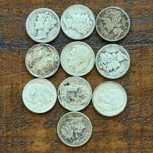 (10) Group of Ten Mercury & Roosevelt Silver Dimes Pre-1965