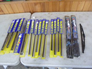 17 Windshield Wiper Blades