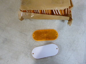 24 Amber Reflectors