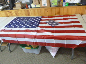 2 US Flags