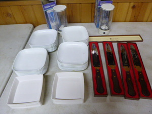 Small Plates and Knives