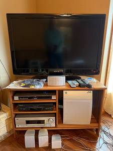 Sceptre TV & Entertainment Stand With Jvc Stereo System