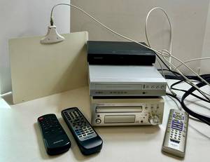 Magnavox, Insignia & Denon Electronics Mixed Lot