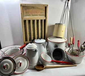 Antique Washboards & Enamelware Kitchen Mixed Lot