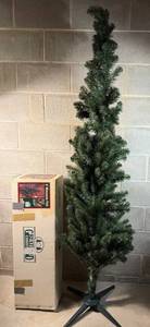 Greatland Christmas Minnesota Pine Artificial Tree With Stand
