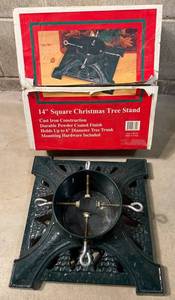 Cast Iron Christmas Tree Stand With Box & Hardware