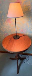 Round Wood Side Table With Lamp