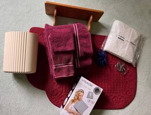 Visage Heating Pad, Ikea Pluring & Bath Mat Towel Mixed Lot