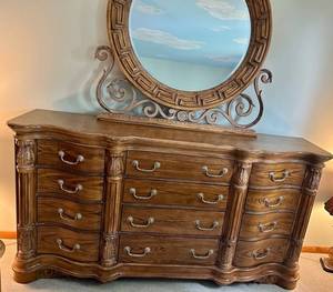 Ornate Dresser & Mirror - Lots 478, 479 and 480 are Coordinating