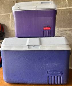 Rubbermaid Cooler Set (Lot of 2)