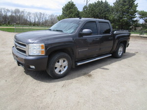 2010 Chevy 4X4 Silverado LTZ Pickup