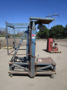24 Platform Man Lift