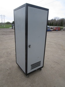 Rolling Server Cabinet 28x30x77