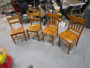 (4) Dining Room Chairs
