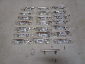 (22) 5 DrawerCabinet Pulls