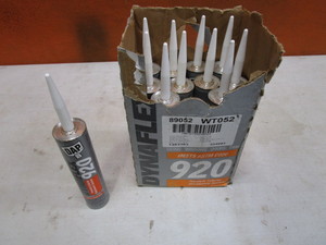 (11) Tubes Caulk