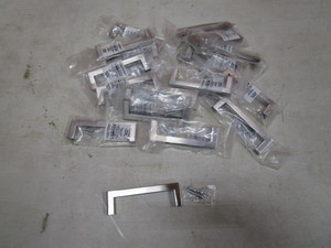 (20) 4 DrawerCabinet Pulls
