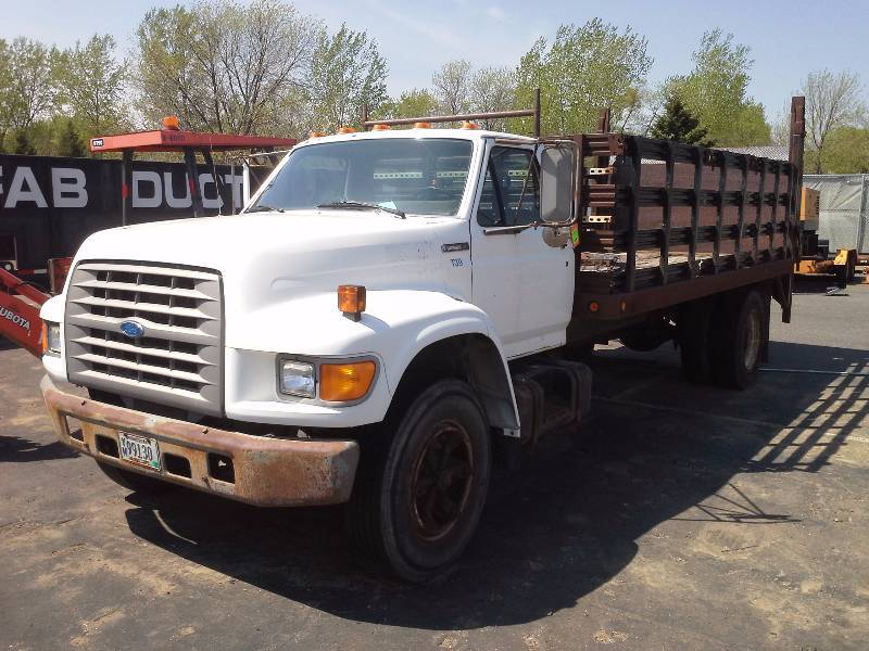 1995 Ford F700