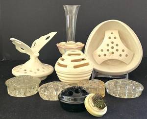 Mixed Lot Vintage Flower Frogs & Vase