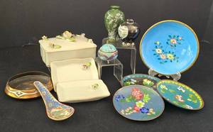 K - Vintage Japanese Decorative Mixed Lot - Covered Box, Plates & Mini Urns