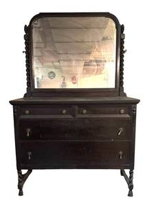LL - Vintage Dresser With Mirror