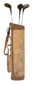 BS - Vintage Golf Bag With 3 Clubs