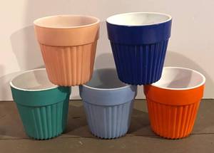 BS - Five Vintage Hazel Atlas Platonite Ribbed Planter Pots