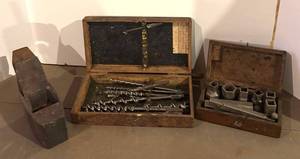 BS - Vintage Mixed Lot including Wooden Hand Plane, Drill Bits & Socket Set
