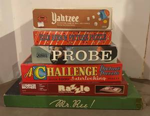 BS - Vintage Board Game & Puzzle