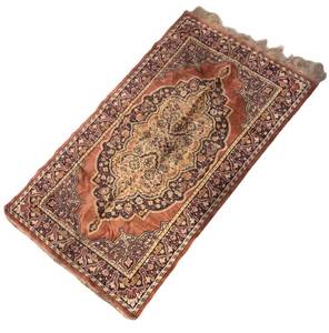 BS - Vintage Persian-Style Rug 24 X 42 in.
