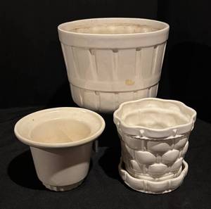 BS - Vintage White Planter Pot Trio