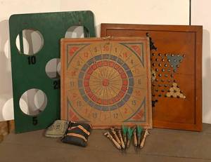 BS - Vintage Game Boards, Darts & Bean Bags